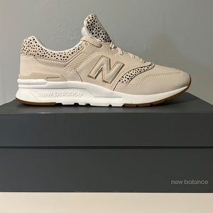 Womens New Balance 997H